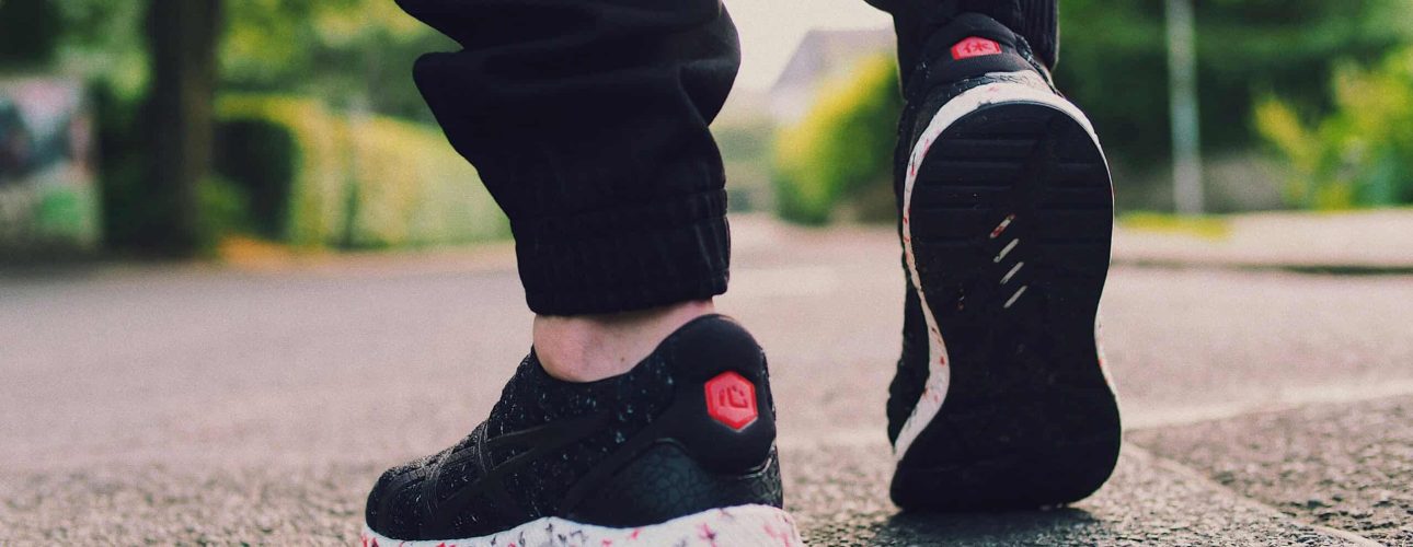 pexels-atomlaborblog-1153838